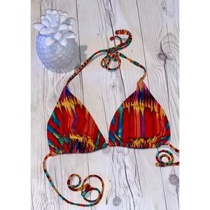 Triangle bathing suit top! 🧡